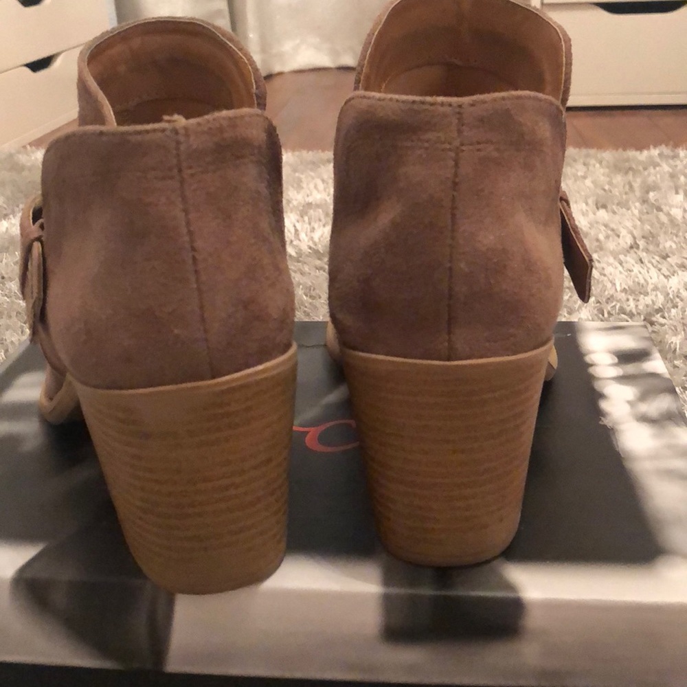 Booties - Picture 3 of 4